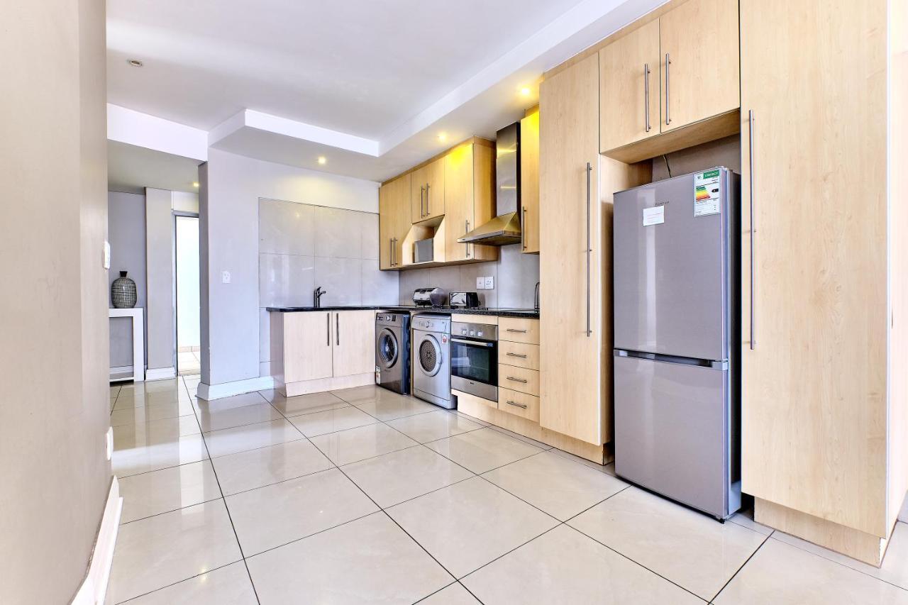 Sandton Serviced Apartments@Hydro 요하네스버그 외부 사진