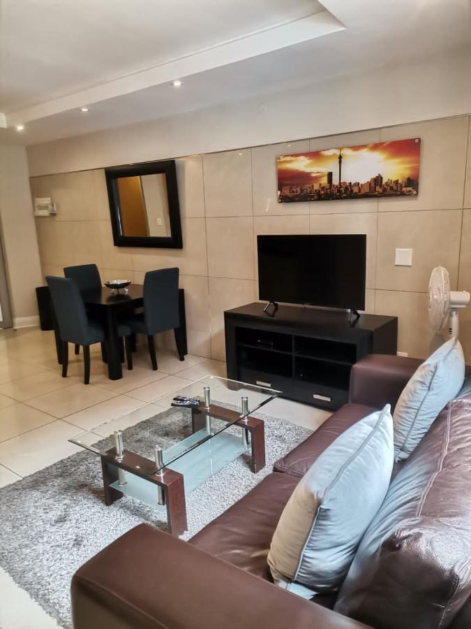 Sandton Serviced Apartments@Hydro 요하네스버그 외부 사진